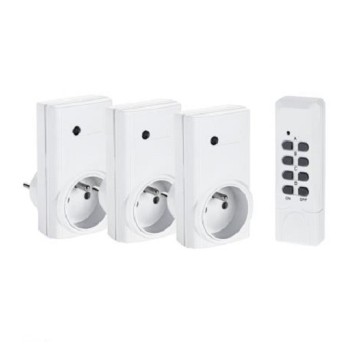 Gniazdo sieciowe x3 z pilotem REBEL URZ1226-3