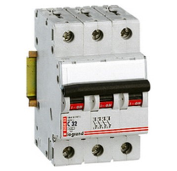S303 D32A wył. nadpr. LEGRAND TX3 S303 D32 403758